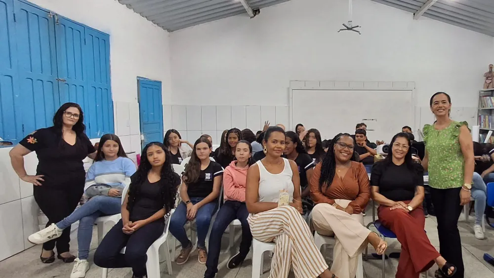 CRAS Irmã Dulce realiza palestra sobre os efeitos das drogas na zona rural de Brumado