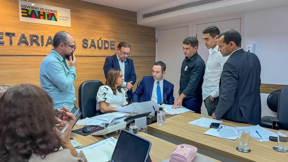 Investimento de R$ 4,6 milhões na saúde. Reunião com a secretária estadual de saúde discute avanços importantes para Brumado