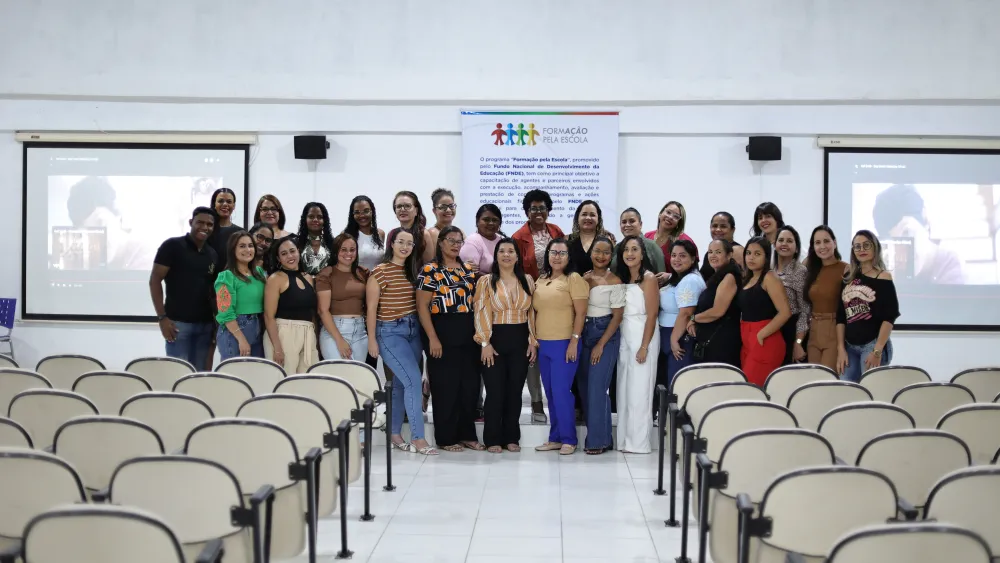 Brumado certifica 116 cursistas no Programa Dinheiro Direto na Escola