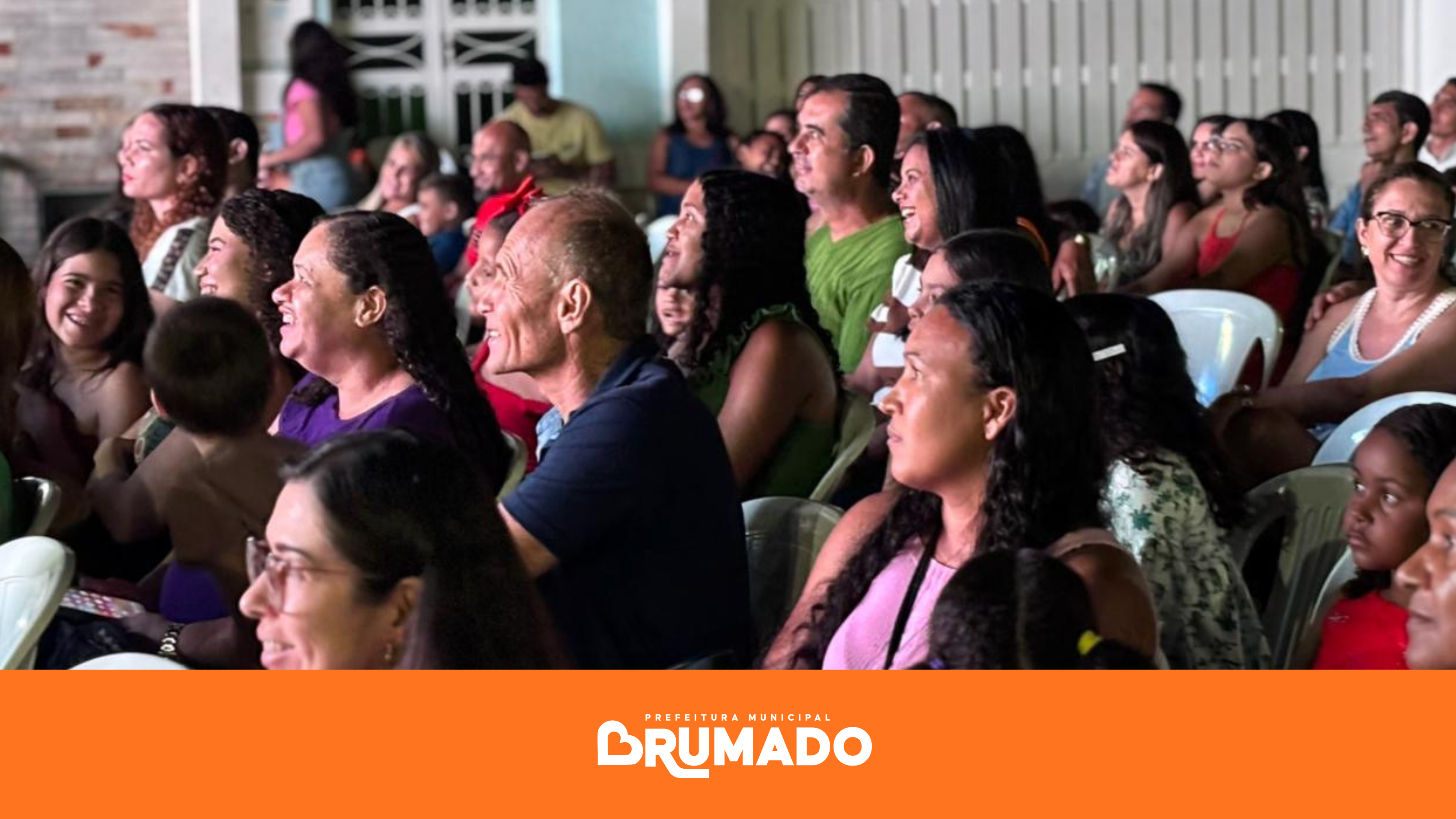 Brumado encerra projeto “Férias Animadas” com grande sessão de cinema ao ar livre