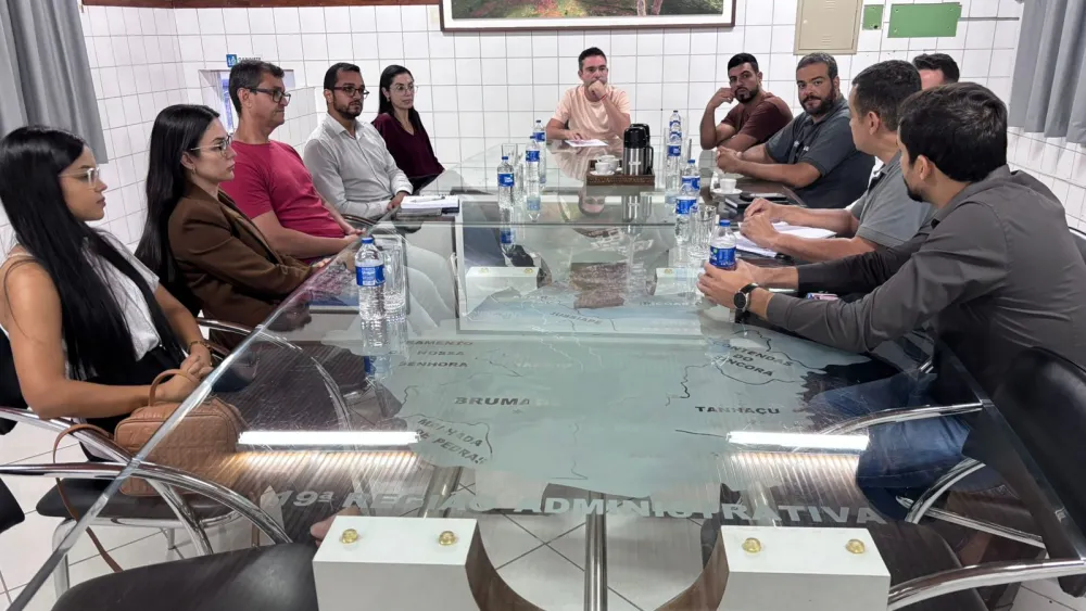 Prefeitura de Brumado inicia diálogo para construção de plano de ações voltado aos animais em situação de rua