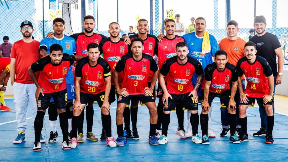 Seleção de Brumado retorna às competições e garante vaga na semifinal do Campeonato Sudoeste de Futsal