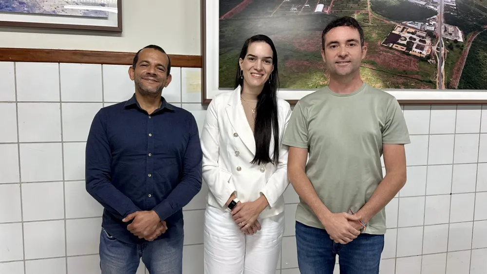 Prefeitura de Brumado anuncia transição na Secretaria Municipal de Saúde e nomeação de nova secretária