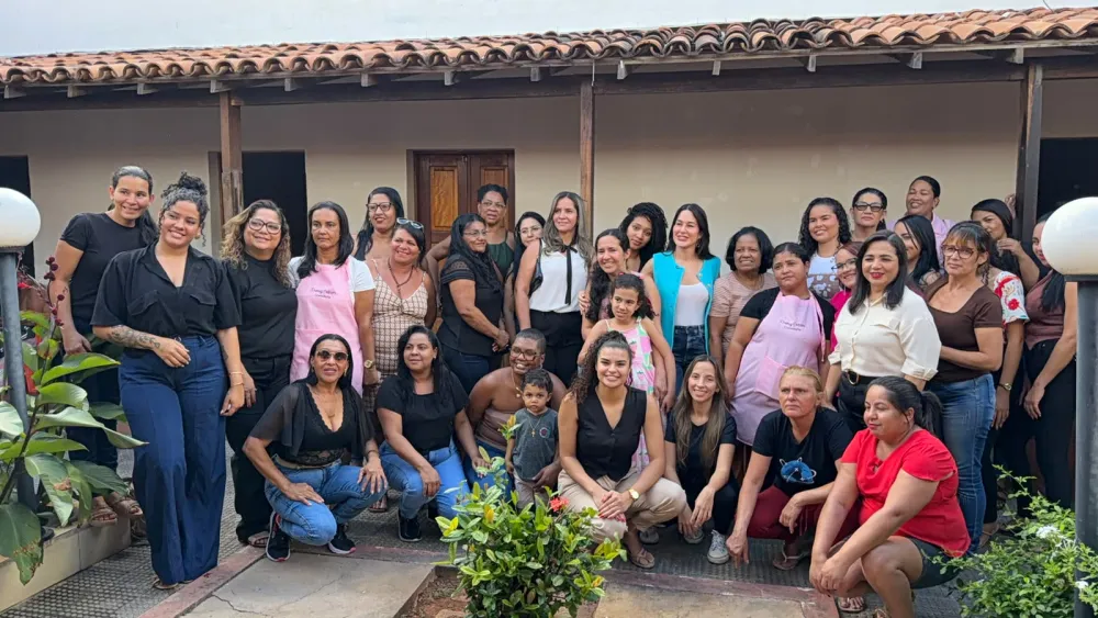 Alunas do Empreender Mulher promoveram uma tarde de beleza e solidariedade na Associação Luiza de Marillac 