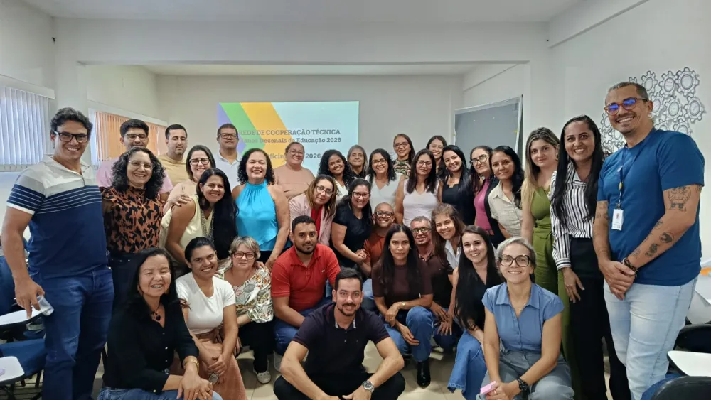 Equipe de Brumado participa de formação para elaboração do novo Plano Municipal de Educação
