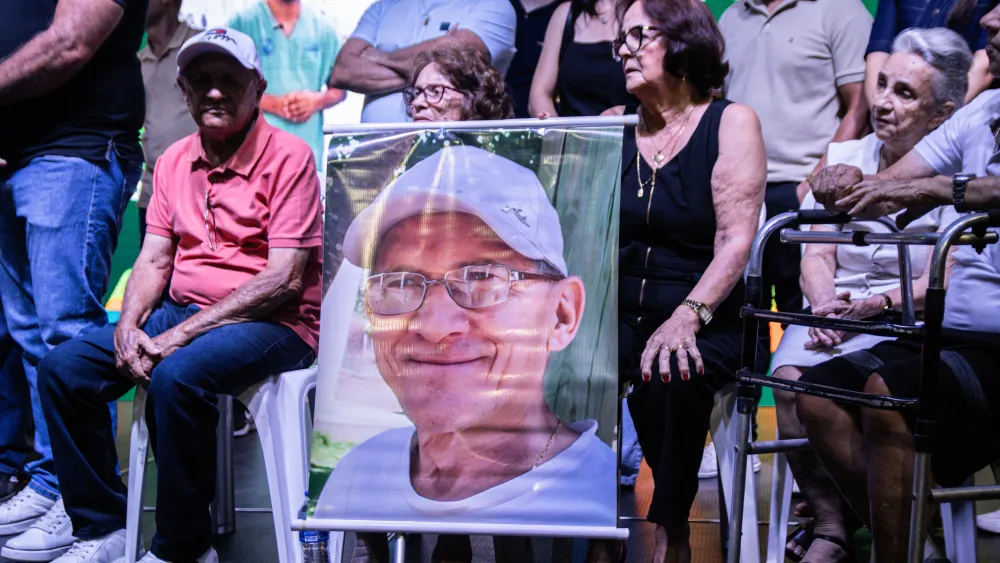 Inauguração da Praça Solon Milton Castro marcou novo momento para o Centro Comercial de Brumado