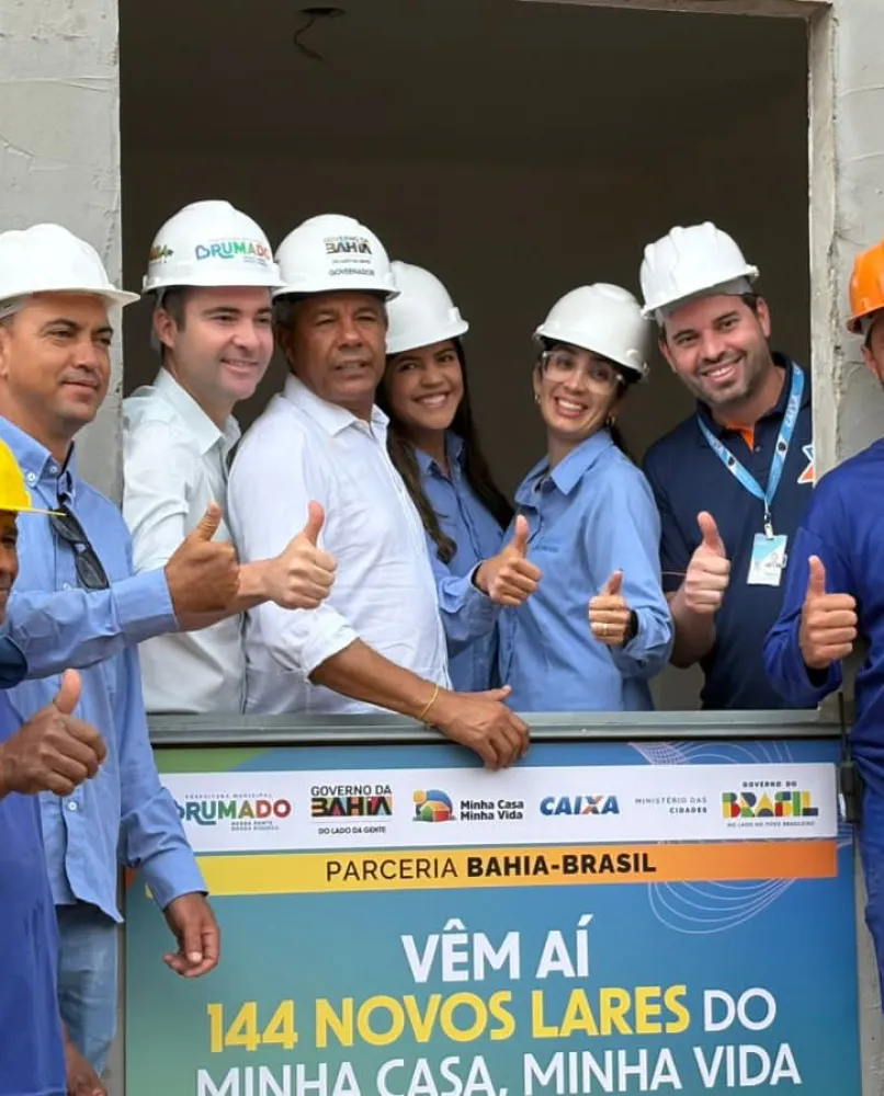 Governador Jerônimo Rodrigues visita obras habitacionais e anuncia mais 200 casas para Brumado