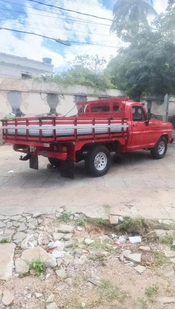 SMTT intensifica fiscalização em áreas exclusivas para pedestres no entorno do Mercado de Artes