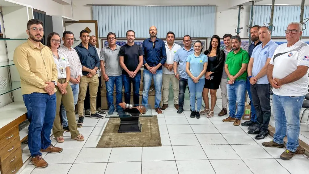 Brumado fortalece parceria e desenvolvimento regional em reunião com Consórcio da Bacia do Paramirim