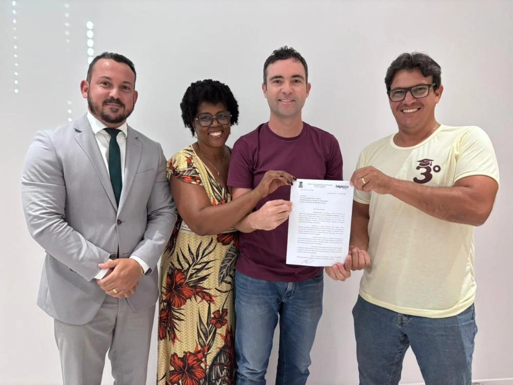 Reajuste de 7,4% eleva remuneração docente em Brumado para acima do mínimo nacional