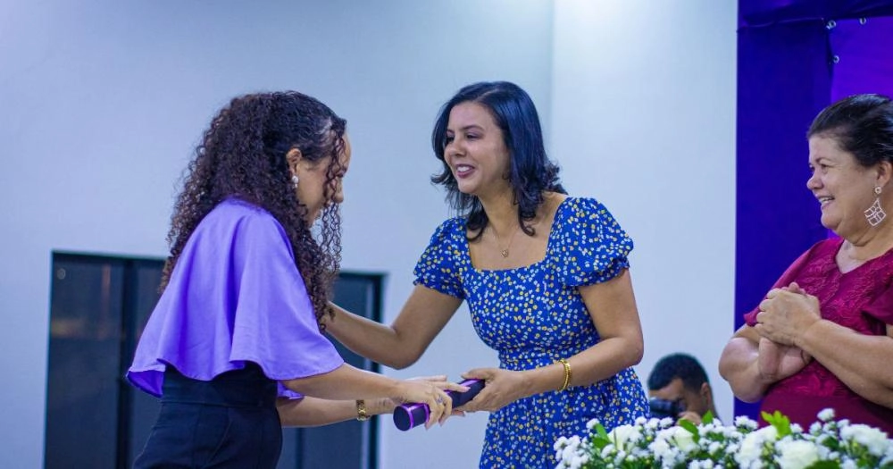 Formatura celebra o início de novos caminhos para as 100 primeiras alunas do Programa Empreender Mulher
