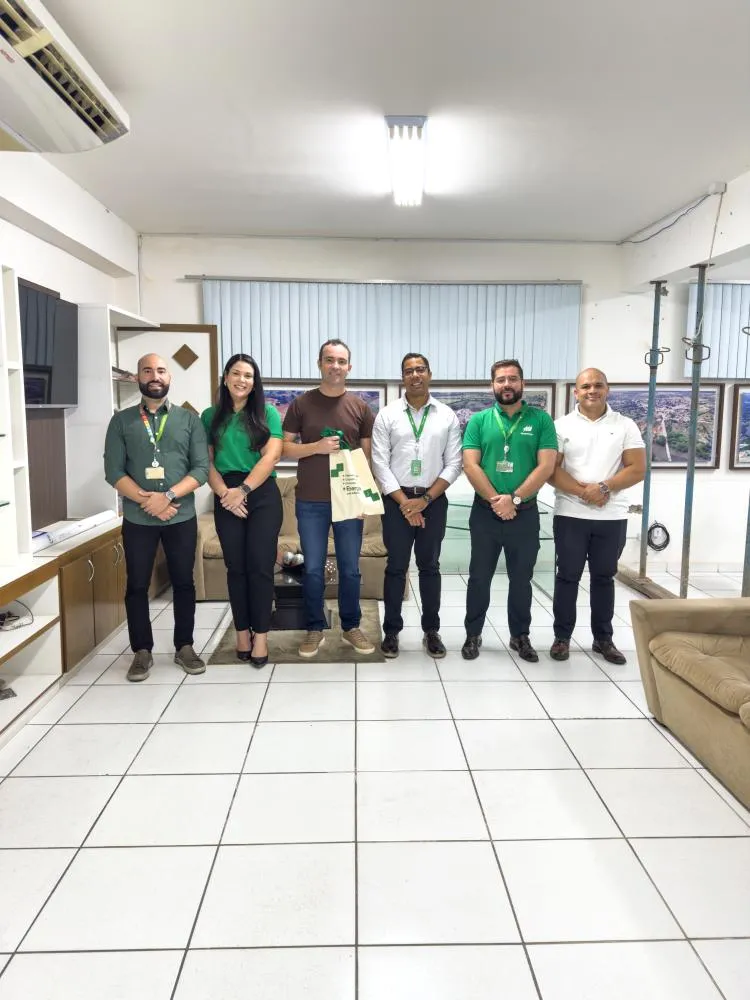 Prefeitura se reúne com a Neoenergia Coelba para discutir melhorias no fornecimento de energia elétrica e novas parcerias para o município