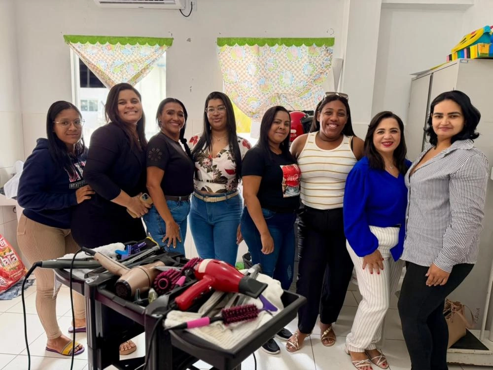 Alunas do Empreender Mulher colocaram aprendizado em prática e promoveram momentos de beleza para mães atípicas 
