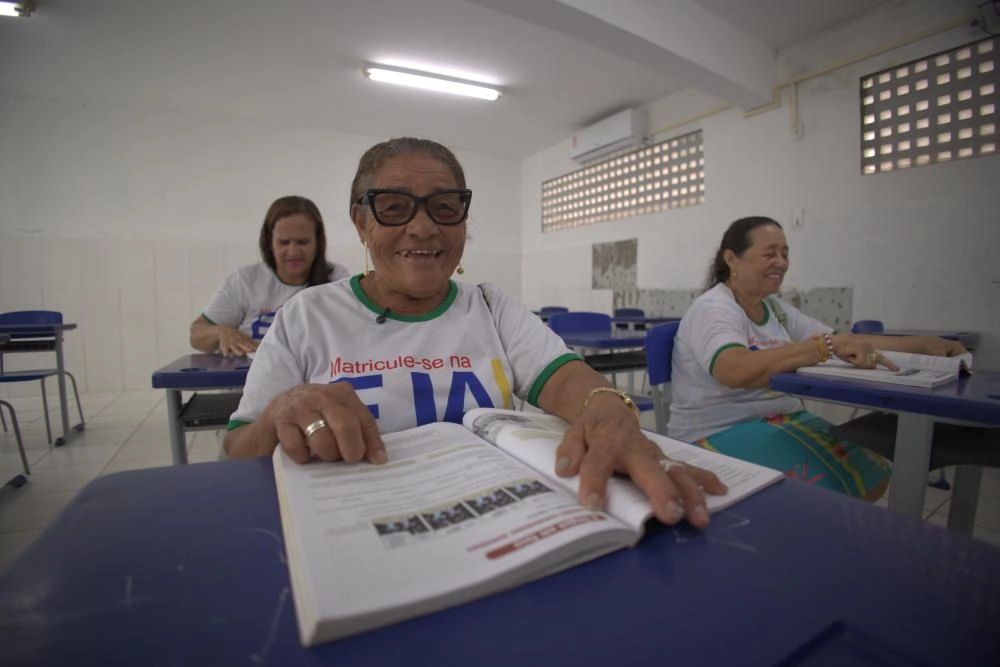 Brumado amplia a Educação de Jovens e Adultos com novas turmas, incentivo financeiro e cadastro no CadEJA 